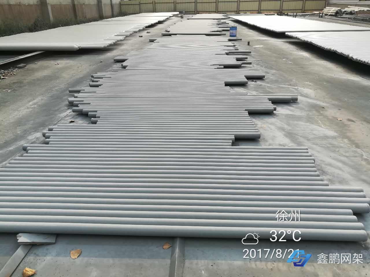 網架桿件加工現場