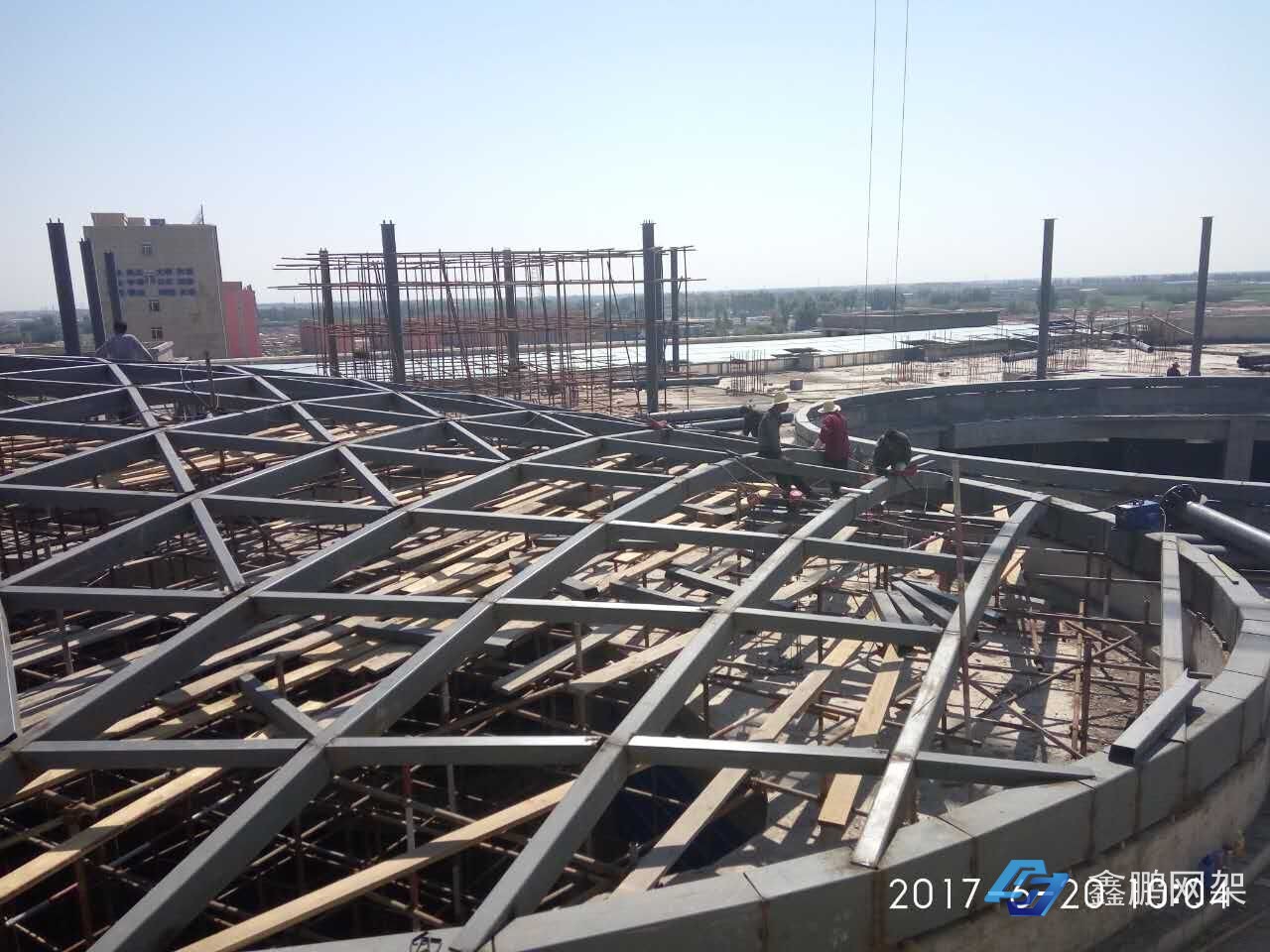內蒙古婺源縣采光頂網架屋面